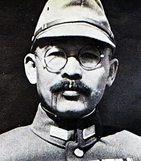 1937年，日本“淫魔少将”沼田德重，早年写下变态誓言：“侵犯1万名少女，还必须