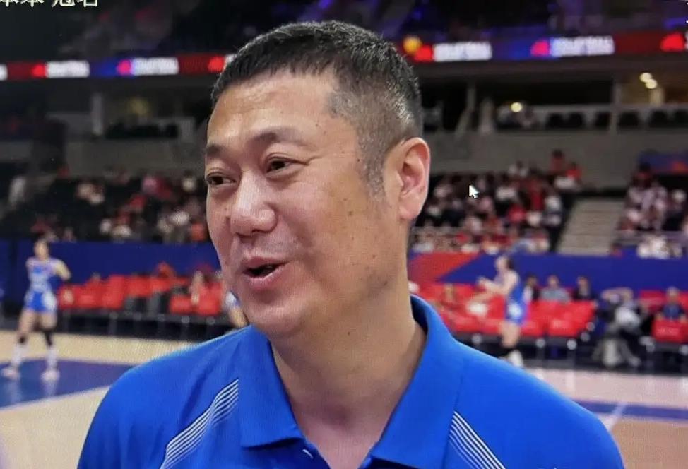 中国女排亚锦赛丢失冠军，失去直通洛杉矶奥运会入场券的时候，全网的专业人士一片寂静