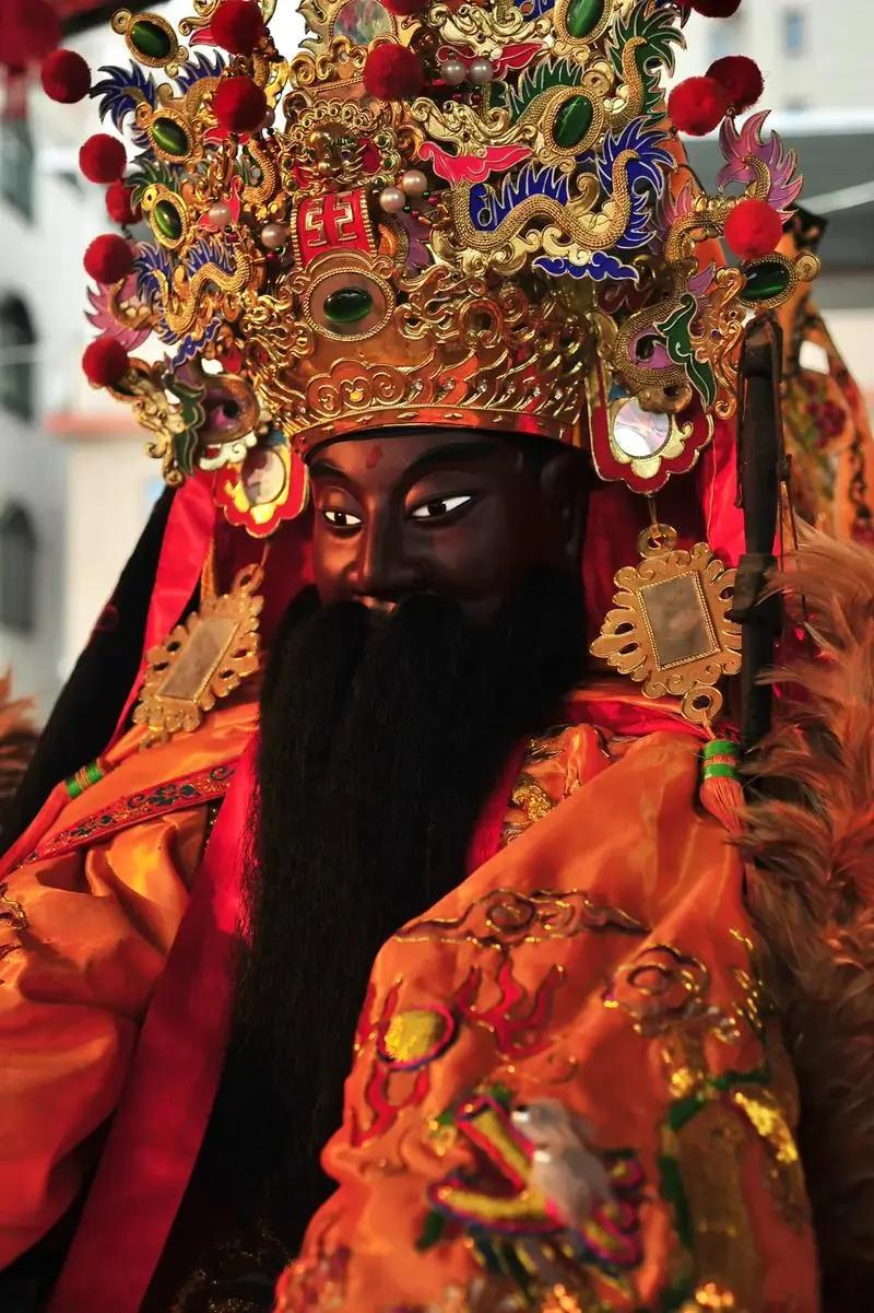 农历八月十五日恭迎威惠广佑王升
威惠广佑王是福建当地的一位神仙，威镇忠应孚惠威武