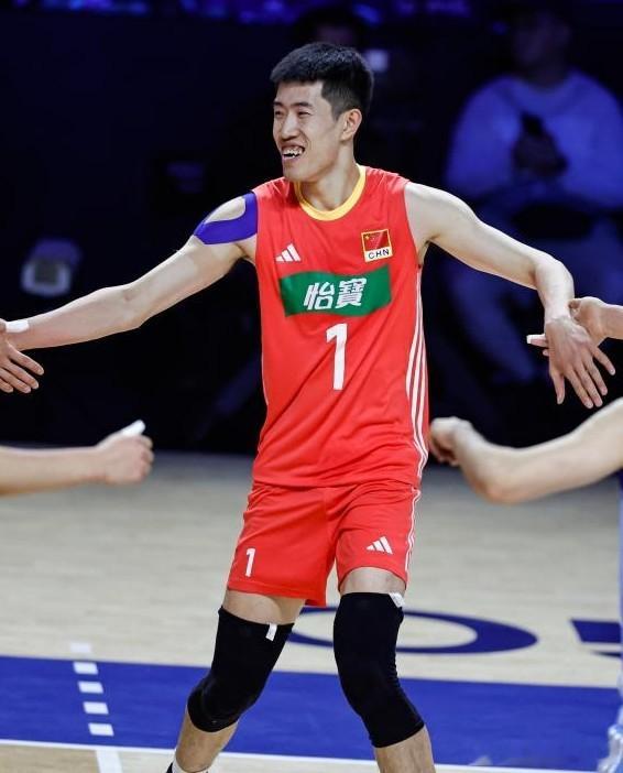 排球 ⌛️今日距离中国男排2026年VNL首战还有1天；距离中国女排第二周开赛还