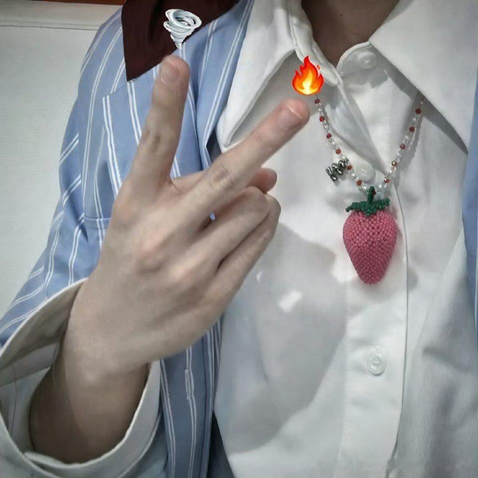 马嘉祺p的风火 马嘉祺六一玩风火轮，我也想凑个热闹。想象他小时候过六一是不是也会