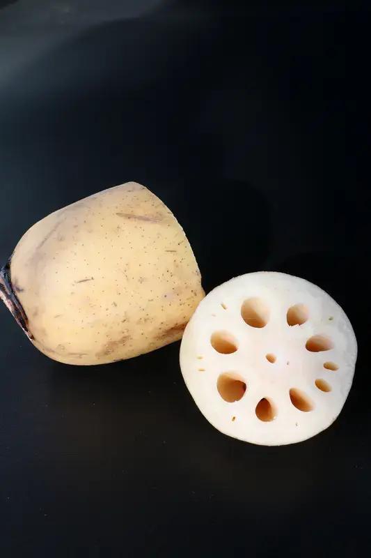 大伯父弄丢了我的书包，结果…
小时候，我和小伙伴们几乎个个都是偷吃小贼。
最有意