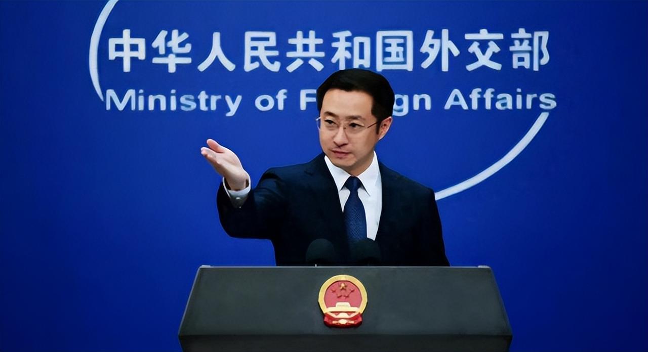 中方的抗议，日方扛不住，深夜11点行动，逮捕闯中使馆的日本军官

3月24日上午