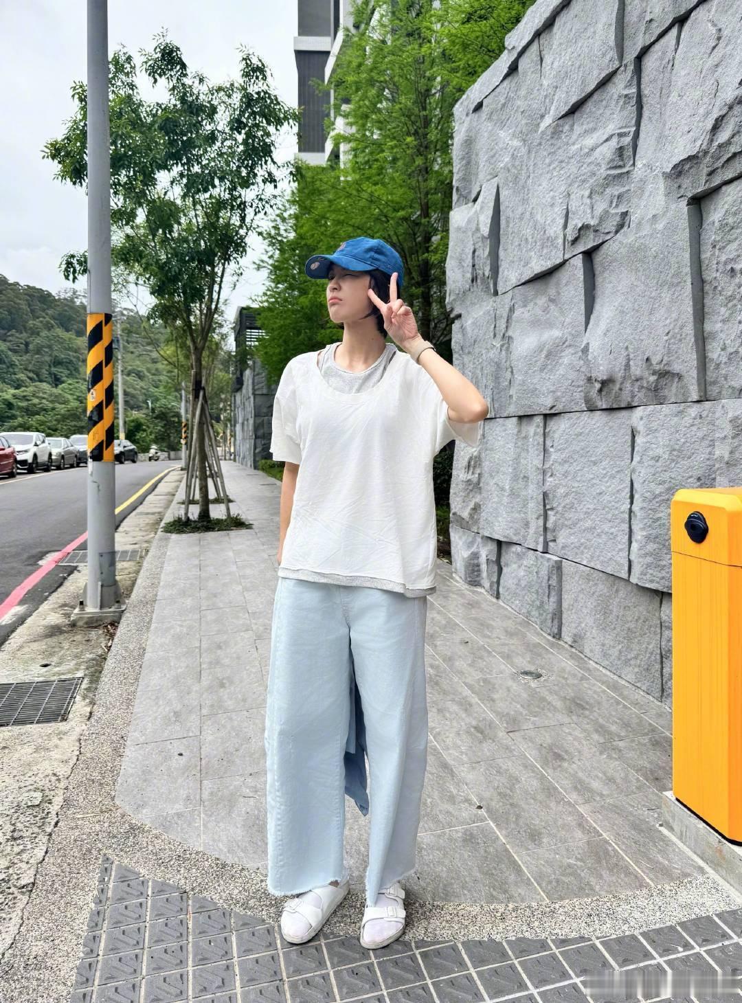 曾沛慈说眼泪像给自己一个大拥抱乘风2026十九年初心不改，曾沛慈乘风一公舞台动情