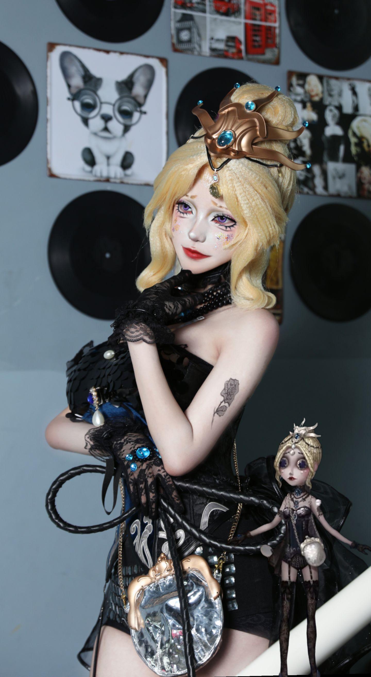 唯一女主角。第五人格蛇五新春舞女克罗托