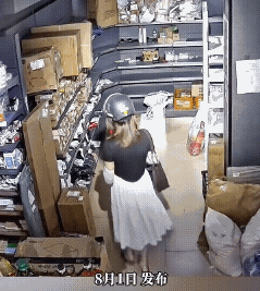 这种人不行
在外面生了气
非得找个方式发泄
但是你也不能在公共场合乱发脾气啊
估