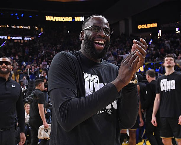 勇士希望追梦像库里一样永远留在勇士队，直到退役。NBA