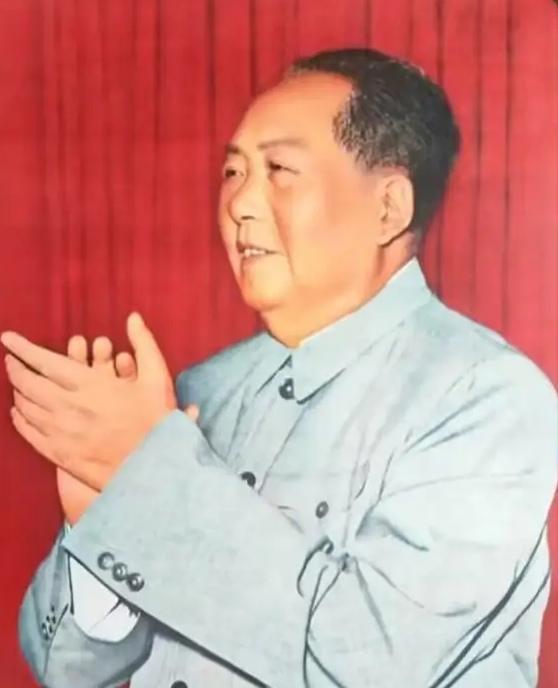 毛主席评刘备：仁德聚才，却栽在感情用事
 
毛主席评刘备，一针见血：会用人、能团