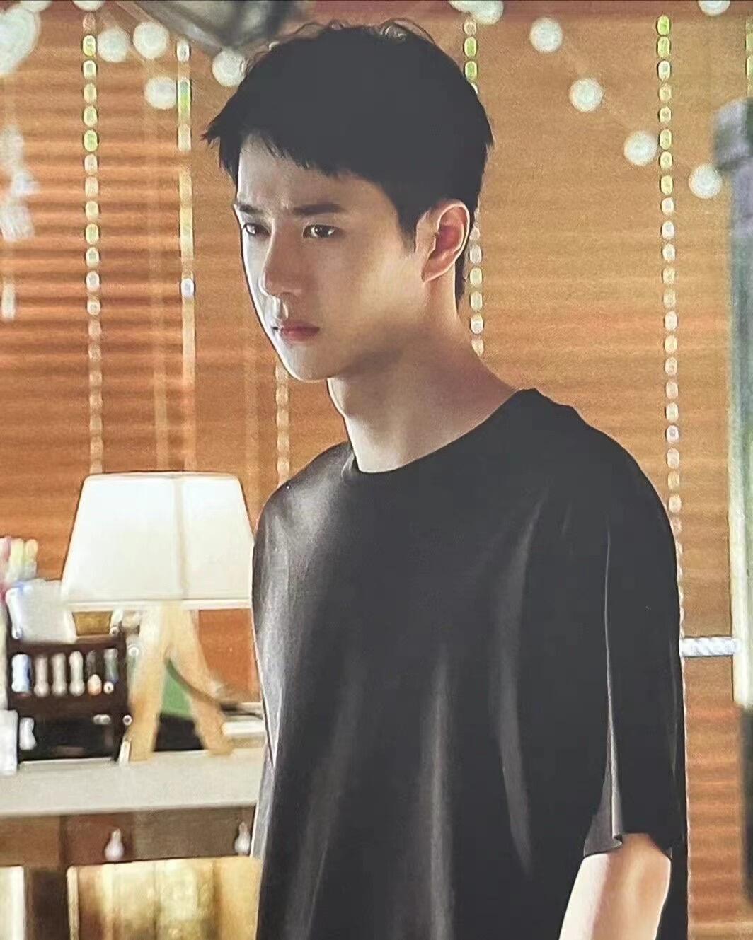 嘤 我家狗子 谁抢他肉了 