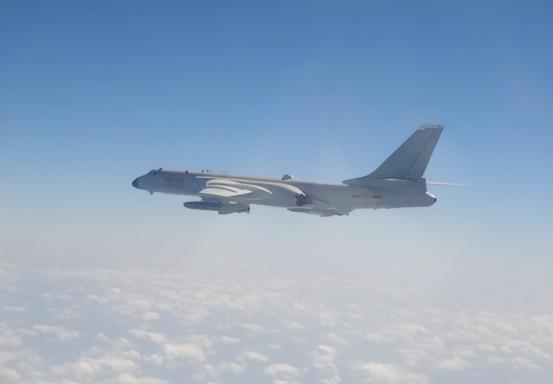 俄罗斯没被西方摁死？基本都是靠中国撑着。别看美俄最近有点缓和的意思，就觉得中国要