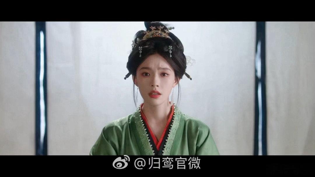 归鸾预告好有质感，林允古装妆造适配度拉满，眉眼眼神戏满是故事，美得直击人心，我已
