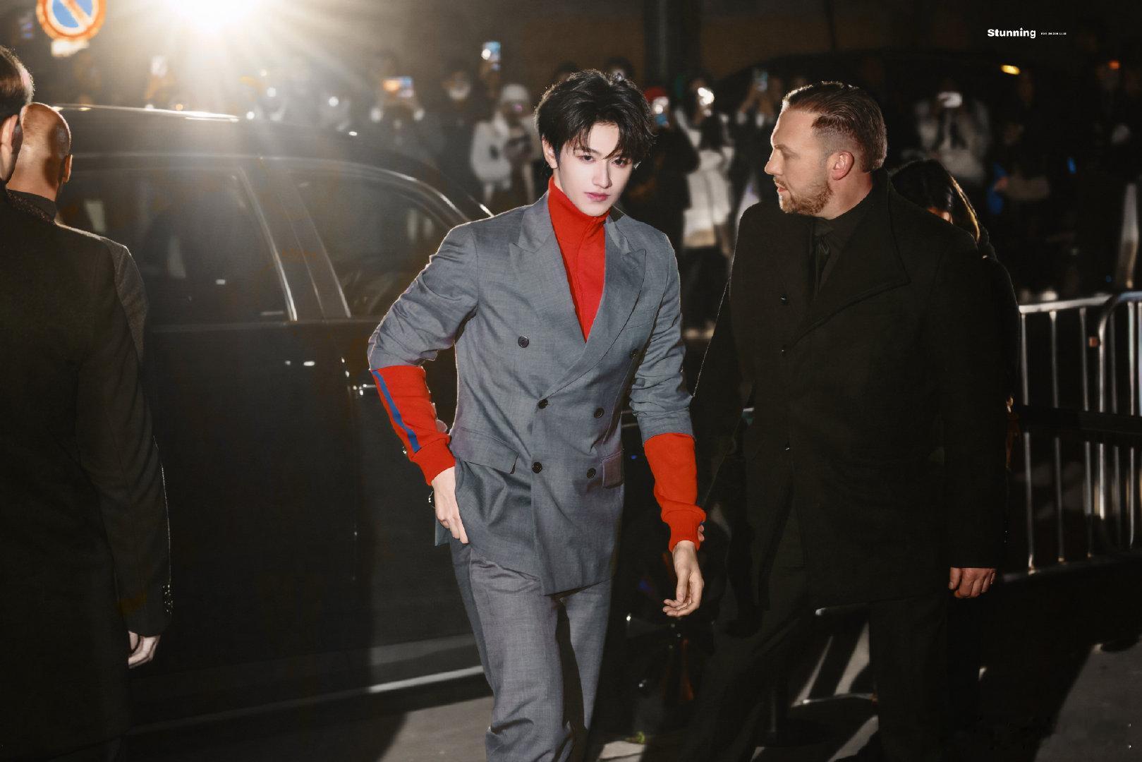 朱志鑫 不会撒娇但会耳朵红 我太懂啦！朱志鑫说撒娇难于上青天，耳朵却红得超明显，