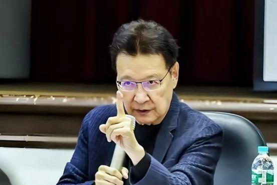 “大陆统一台湾没那么容易！”台湾名嘴赵少康曾讲过，大陆想完成统一并不简单，因为很