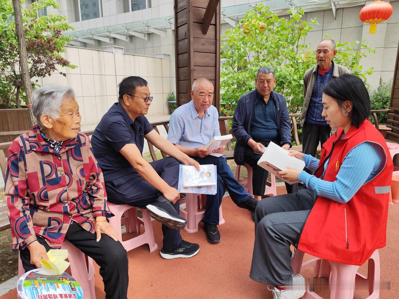 庭院小课堂 治理大民生！万柏林区玉园南社区激活基层治理新活力
 
近日，万柏林区