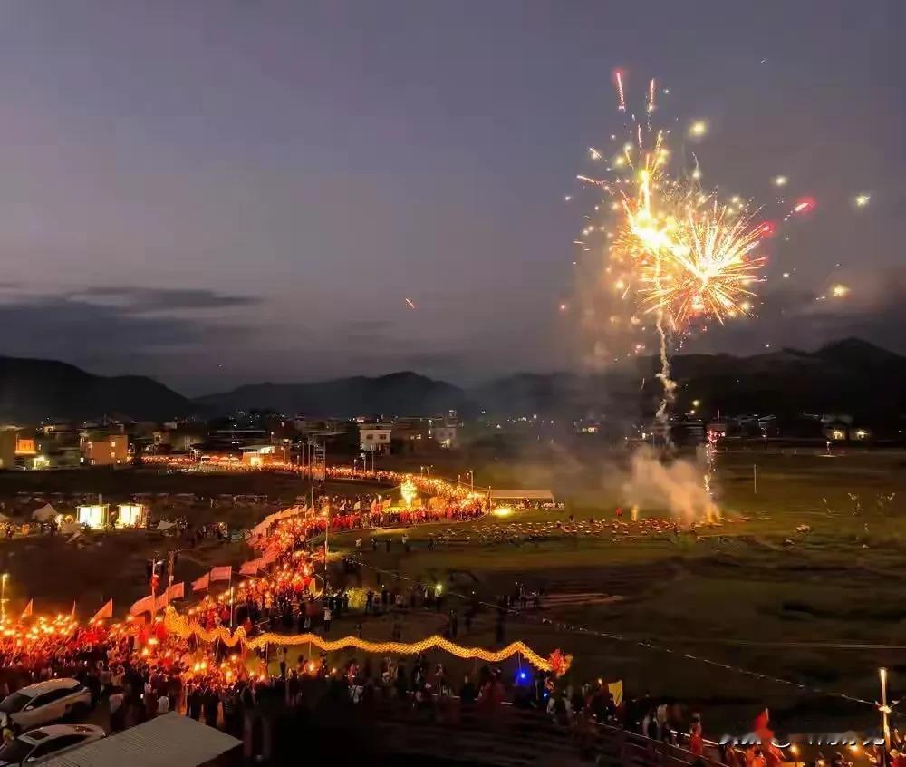 很多客家人，都不知道，在客家地区，春节期间，除了“赏灯”（也称“上灯），还有一种