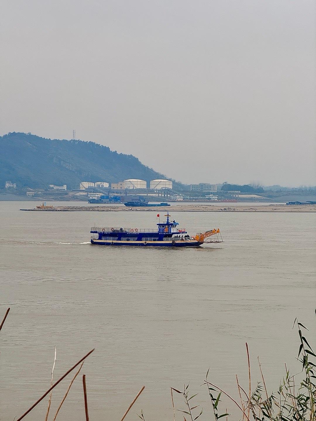 凡事不必太在意 缘深多聚聚 缘浅随它去 