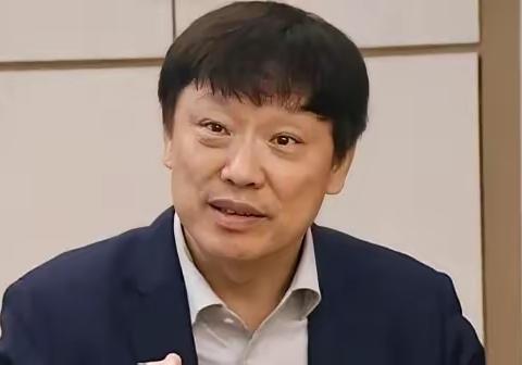 胡锡进认为，互联网绝对是好造物，我们要珍惜！

他提出几个“不”：不搞文字狱，不