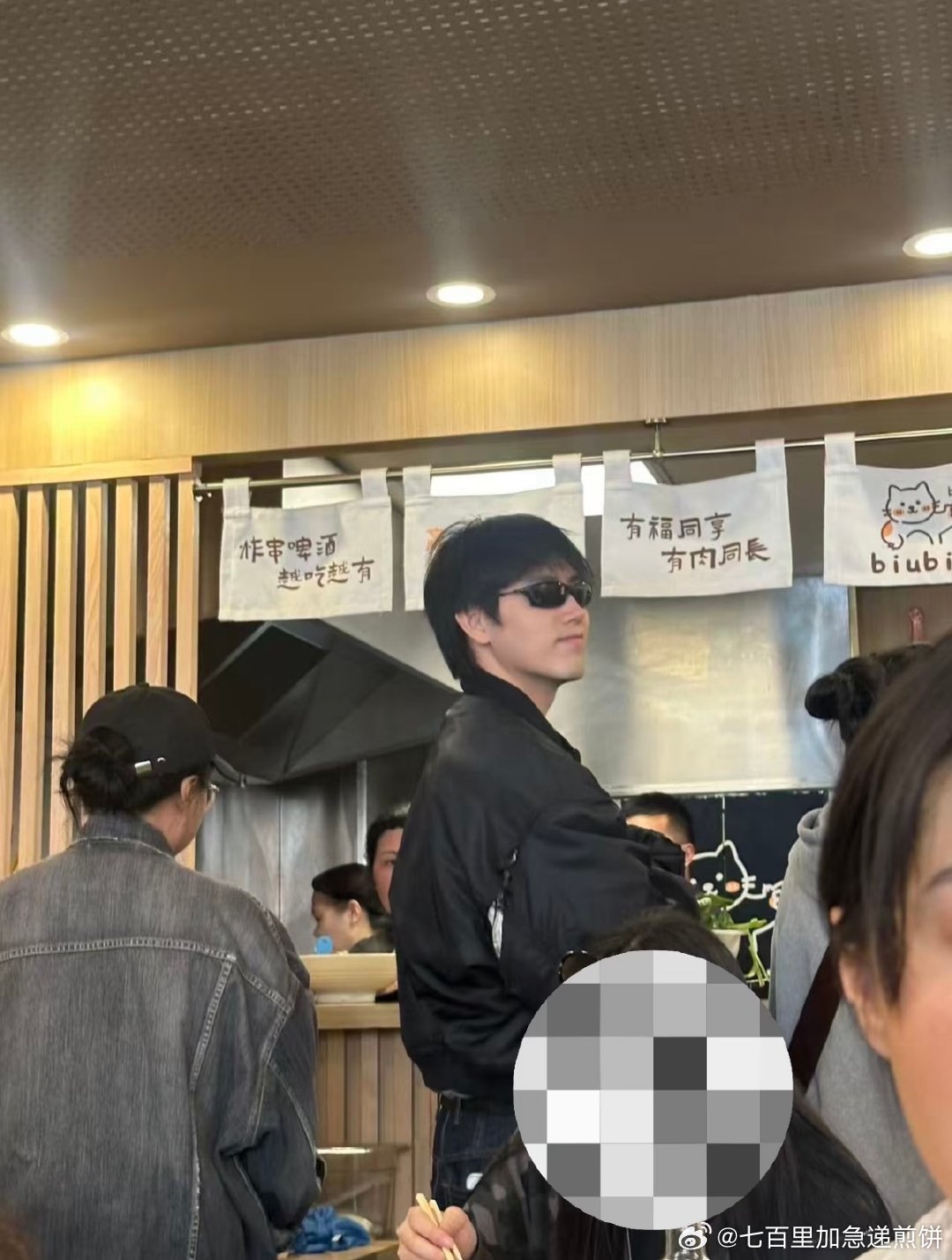 有人偶遇陈飞宇，阿瑟还挺热情 