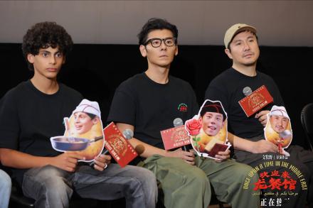 微头条文案：沈腾亲口认证蒋奇明语言天赋
沈腾亲口认证：蒋奇明的语言天赋，“不是一
