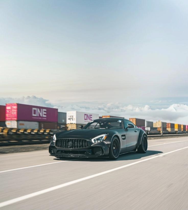 这姿态绝了！宽体AMG+GTS贴地飞行太心动这台宽体AMG GTS姿态绝了，低趴