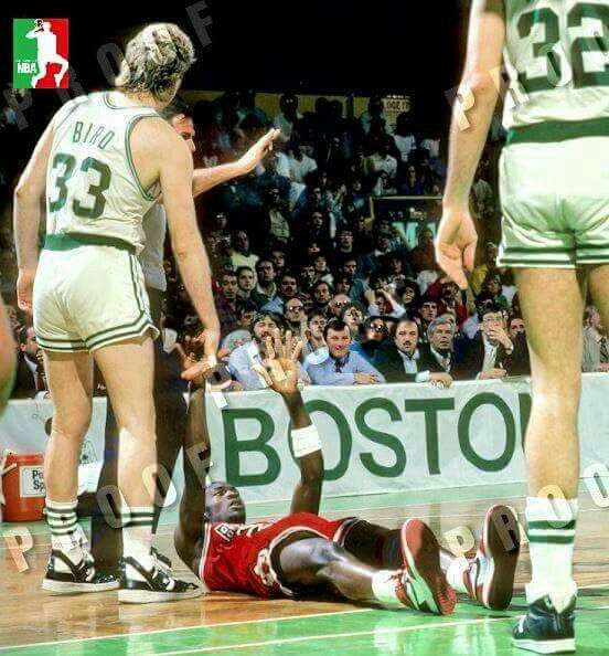 Michael Jordan 躺平 