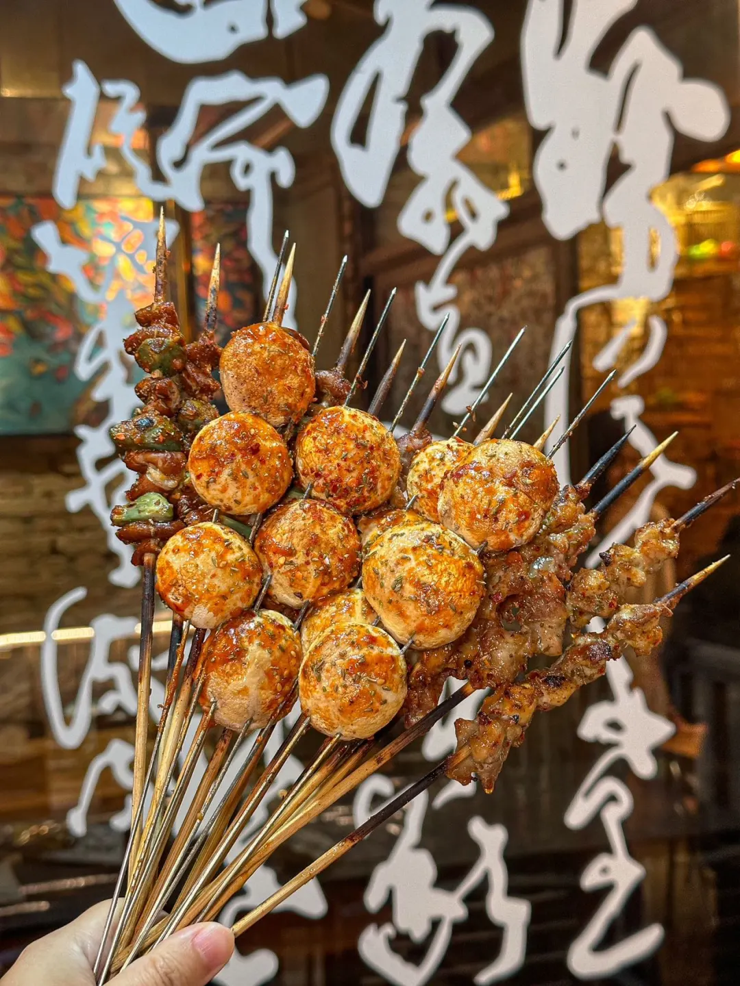 这就是小院烧烤的氛围感吧