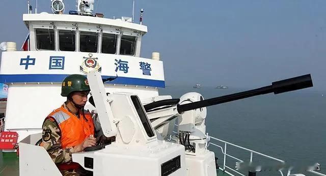 日舰闯中国领海遭炮击！中方两次警告弹炸翻东京 

2025年8月11日，日本共同