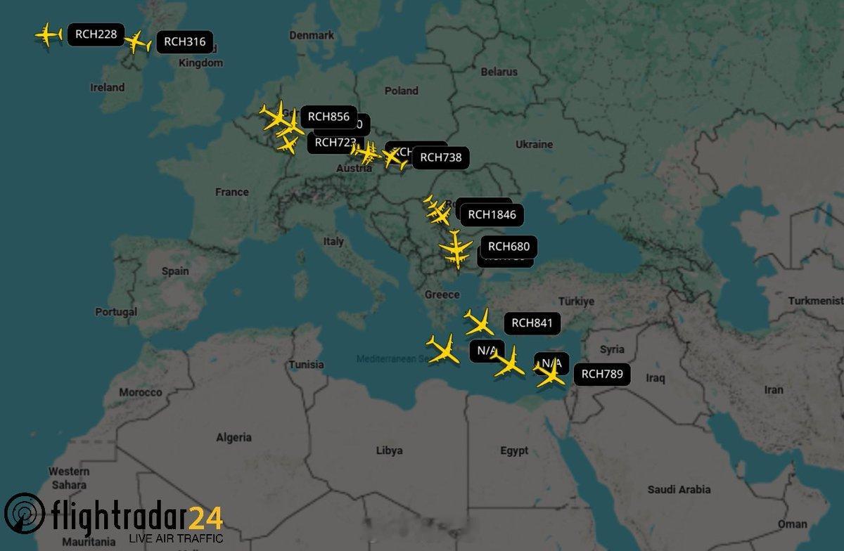 美国空军今晚继续向中东地区进行大规模调动，多架空中加油机及其他飞机参与其中。与此