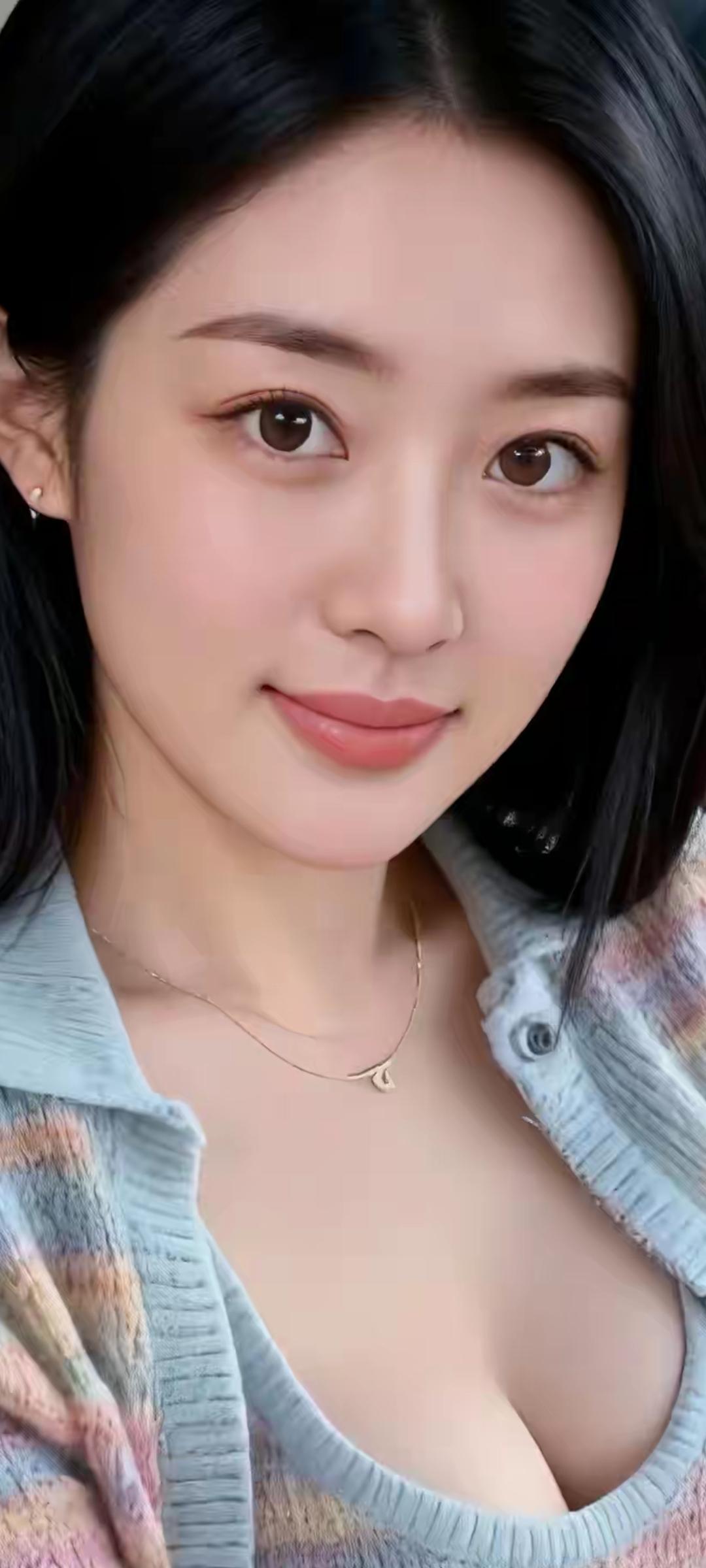 甜美笑容，温柔可人，谁是最美的小可爱？😊✨