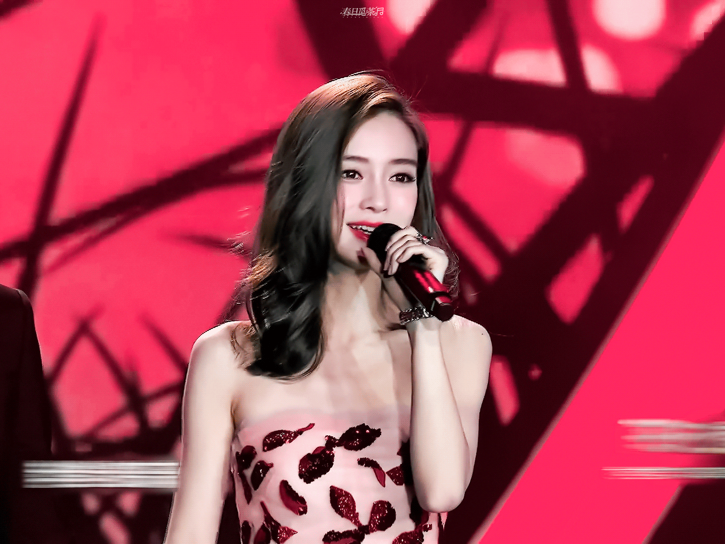 angelababy[超话] 🍌angelababy你食言了 你要好好的​​​