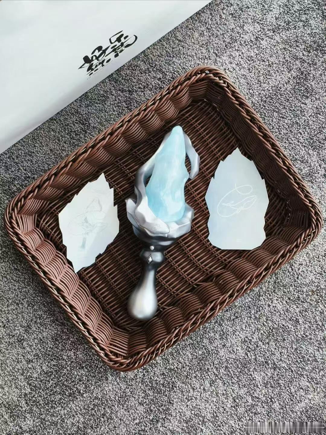 这竟然是内娱能做出来的应援棒是雪山，是冰淇凌，是魔法棒，更是璇峰棒！内娱神级应援