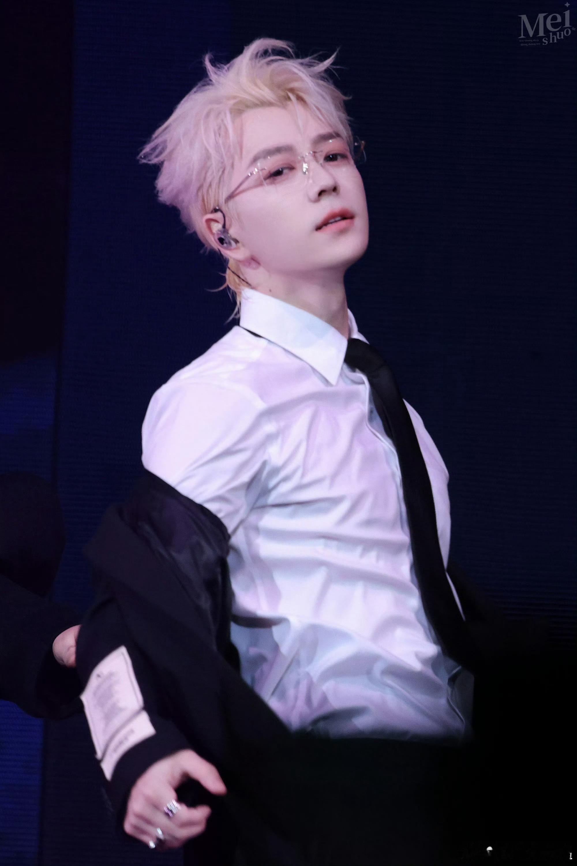 王栎鑫又唱了最好的我们王栎鑫其实你也忘不了路星河吧王栎鑫，这么多年过去，你肯定也