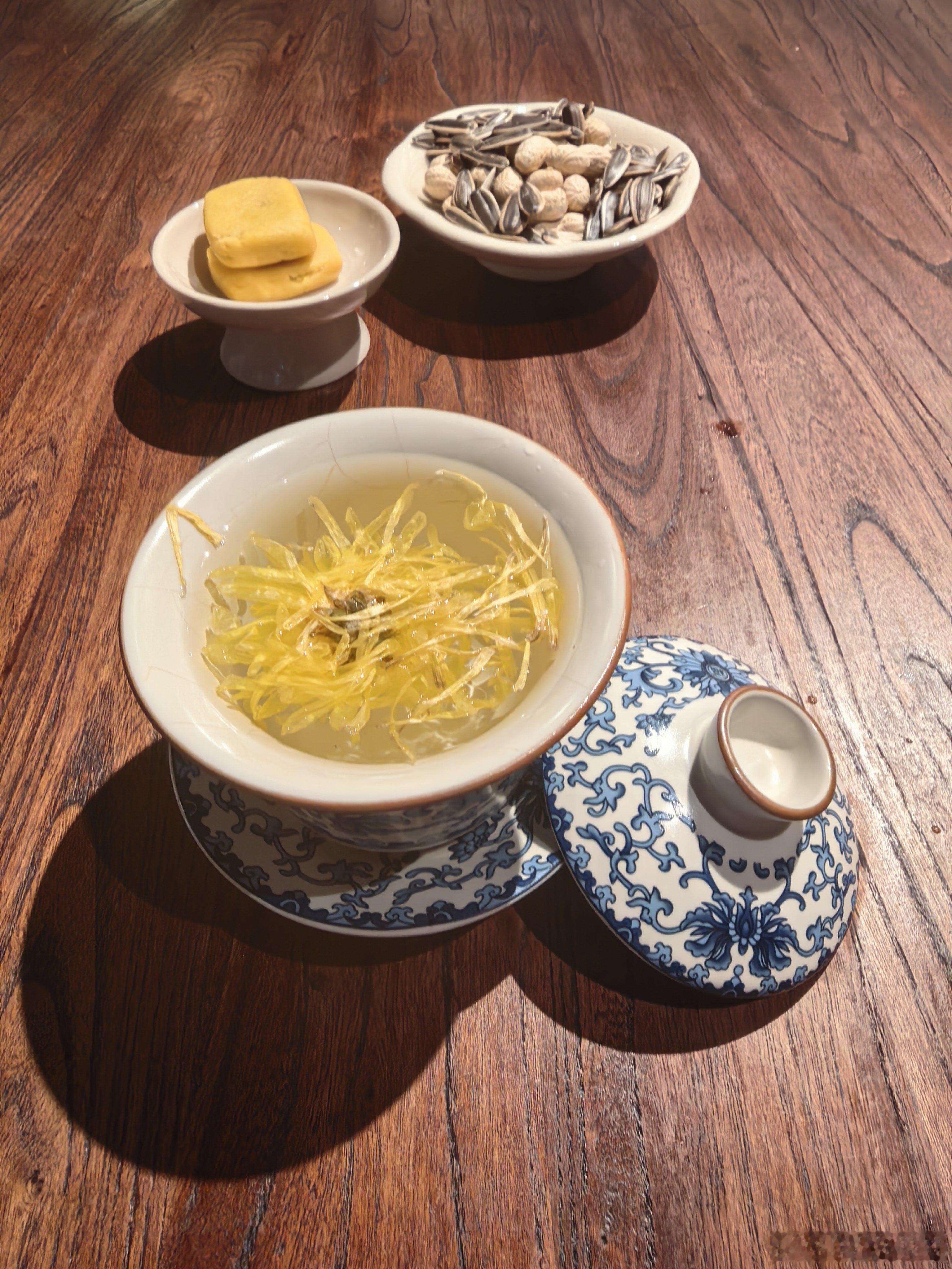 今日来喝茶车厂Y秀才的回国休闲时光
