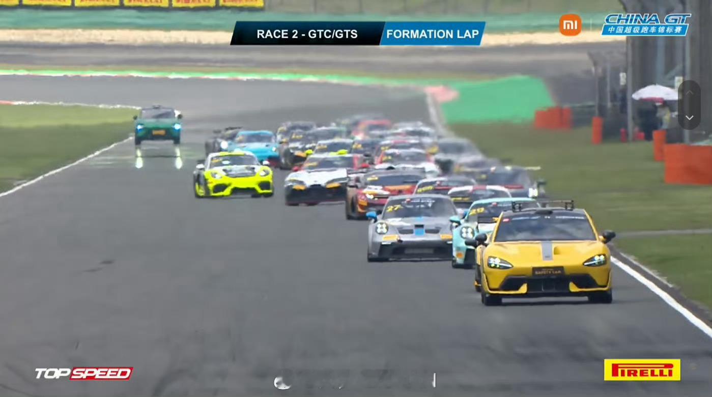 小米SU7Ultra又成了ChinaGT的安全车，怎么样，帅不帅？