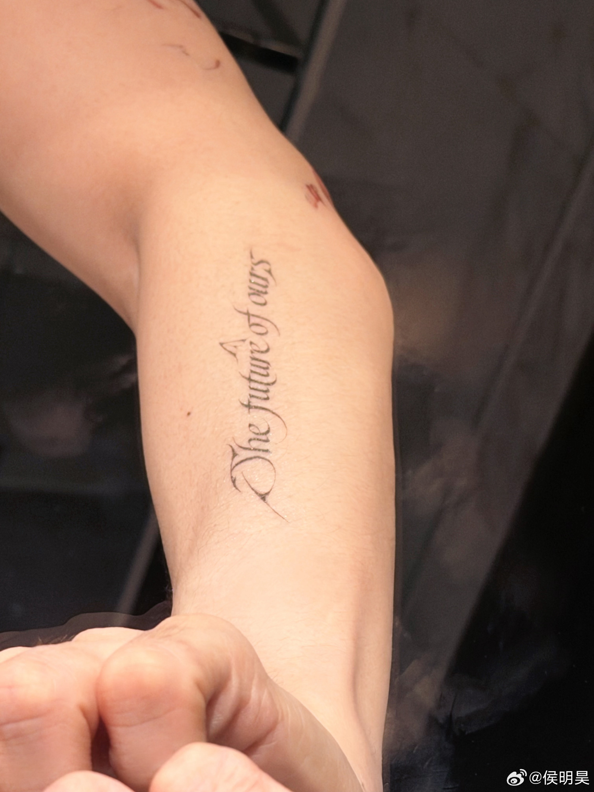 侯明昊 Forever