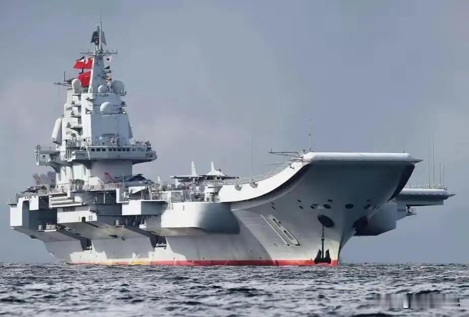 强烈不满，坚决反对过时了，行动胜过一切言语，近期近10艘中国海军舰艇密集穿行日本