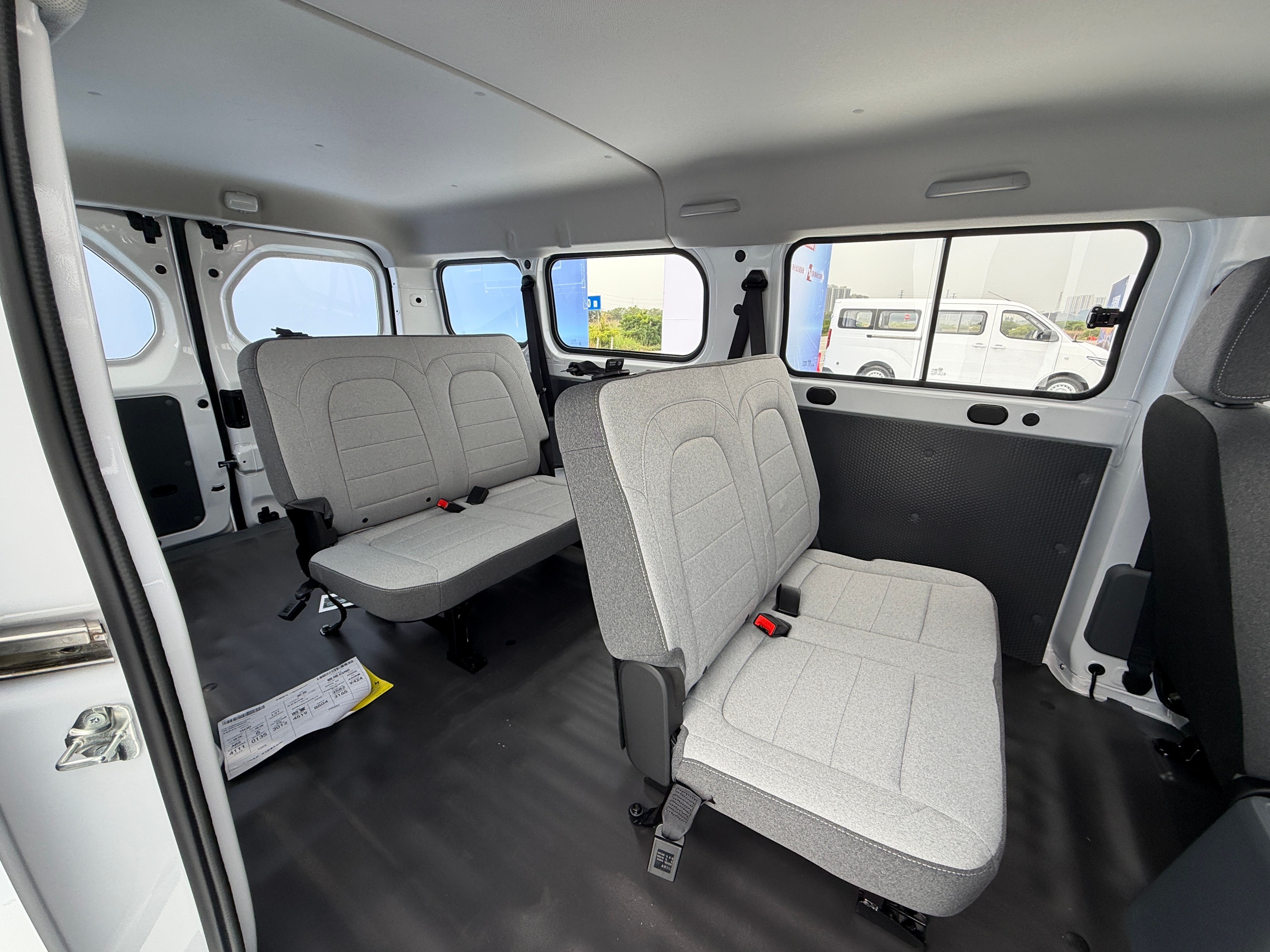 220箱啤酒直塞上高环跑马上霹雳火➕快餐车的感觉就来了！大v聊车