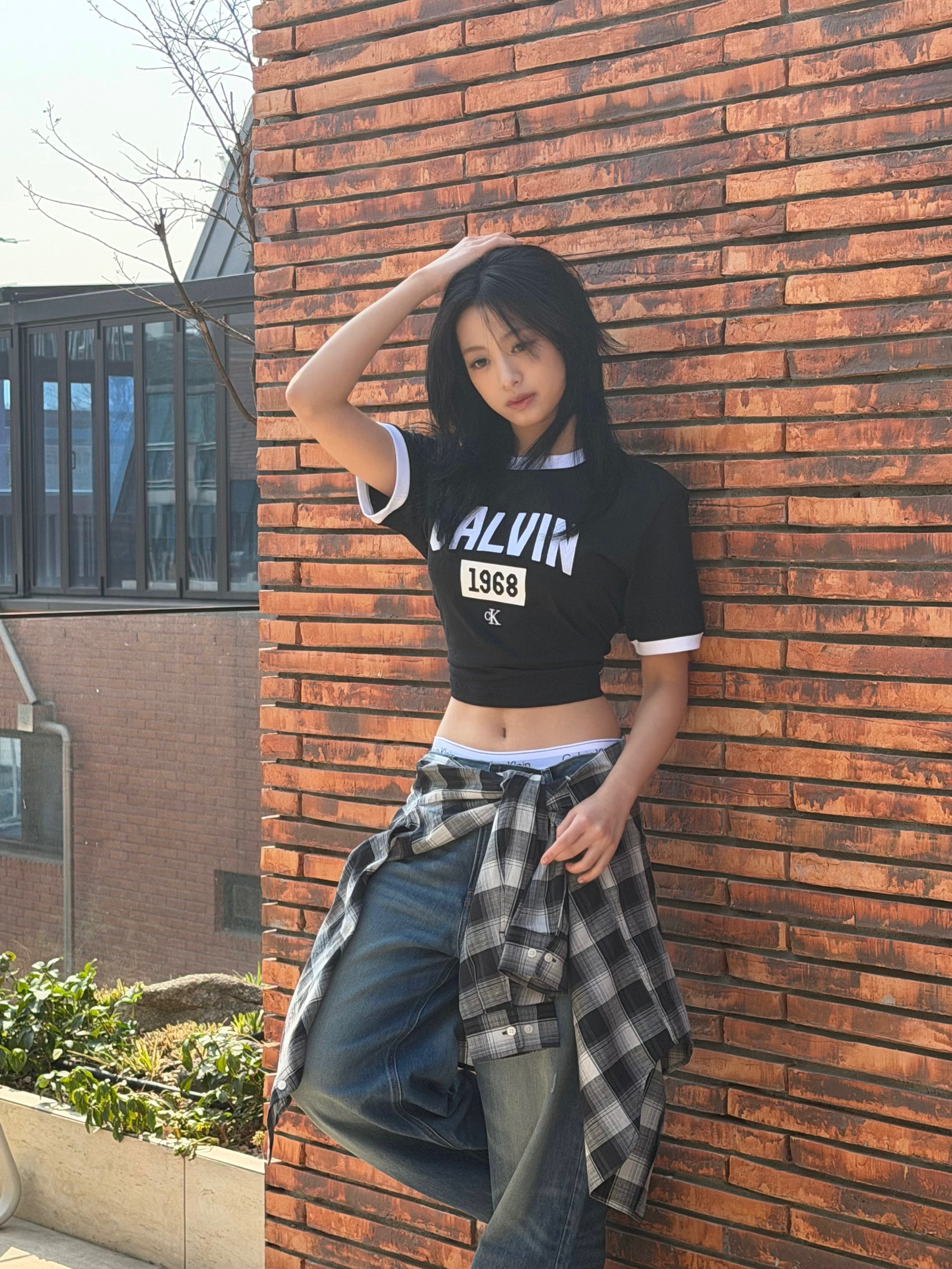 难道是个人代言预告.. 