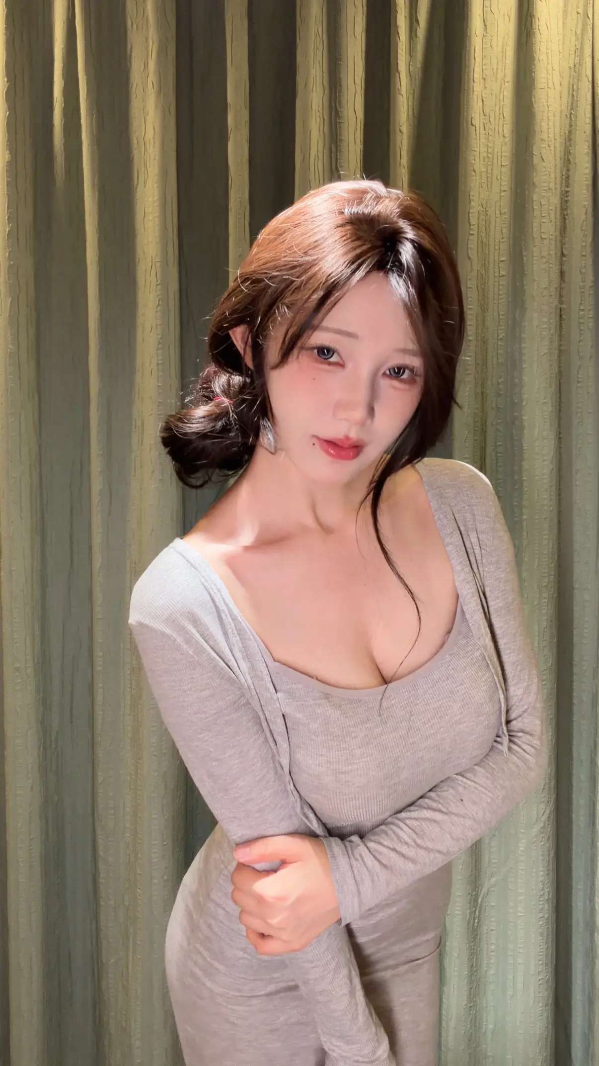 恋爱任务进行中。