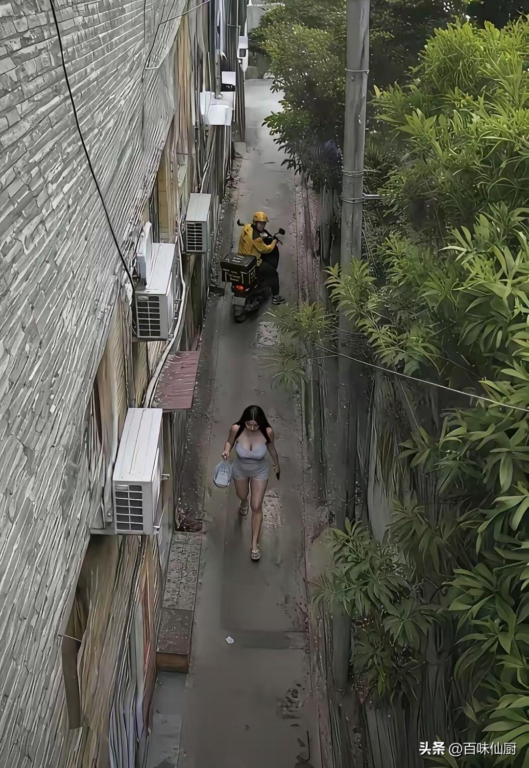 换个场景来看，外卖小伙每日坚持为女友送上一日三餐，在分别时恋恋不舍地目送女友离去