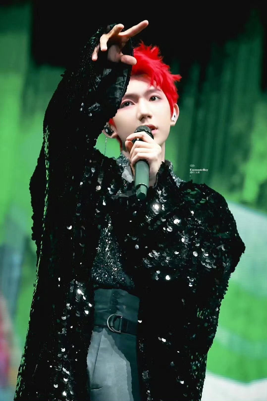 #王源红发#我天！红发少年！ ​​​