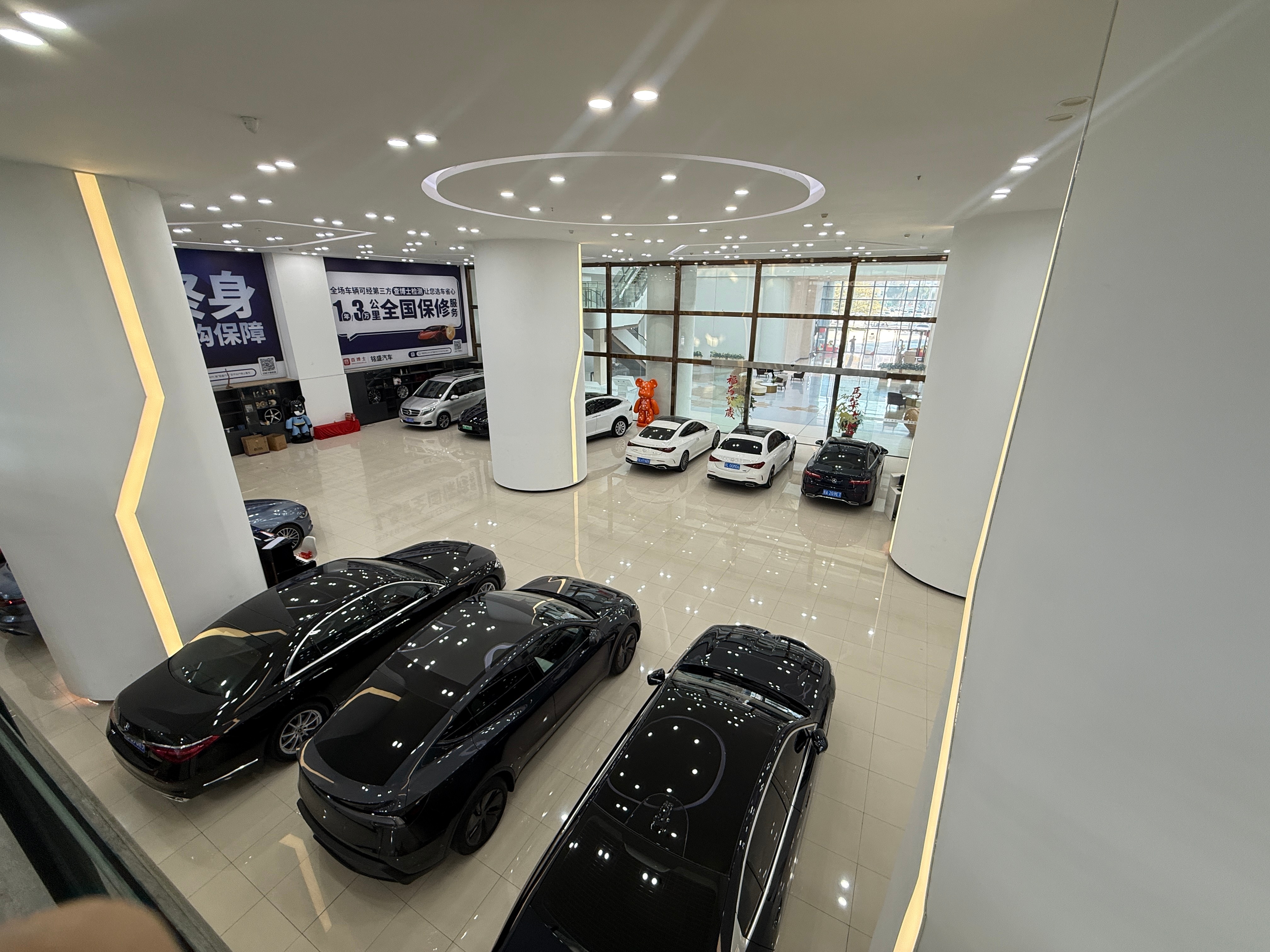 游客挤到悔不当初不如在家刷手机来公司泡茶最舒服的，不用排队 厦门·自贸时代广场A