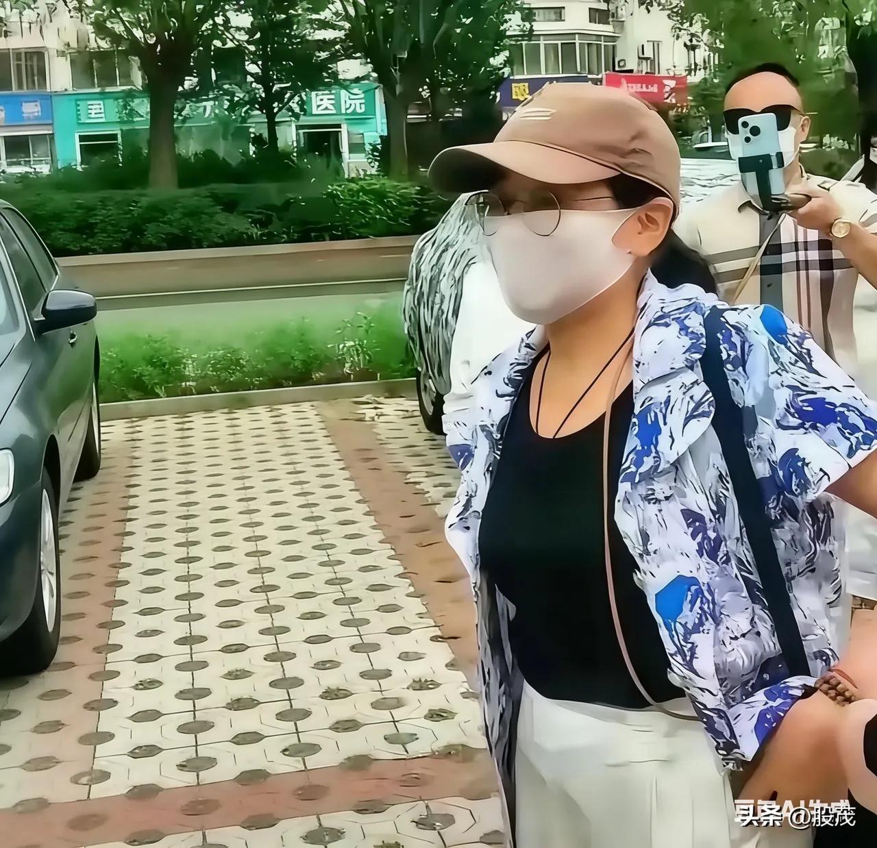柴桑说：
刑法一共56681个字，从头到尾不就是写着公平正义吗？这难道不是老百姓
