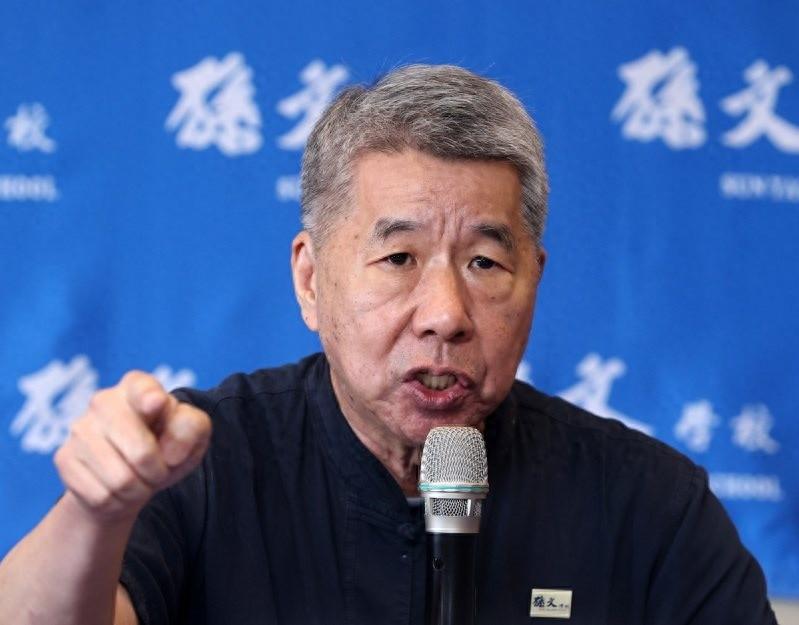 张亚中：我不是提线木偶，背后没有人操控

张亚中教授最近在一场专访中，说了一段很
