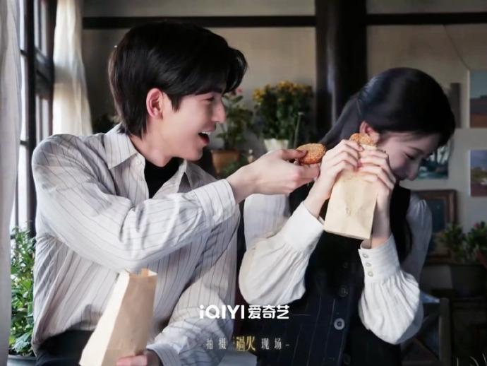 张凌赫王楚然剧宣已经在脑子里补充了一整部的恨海情天内娱最强民国异性恋要来了！ 