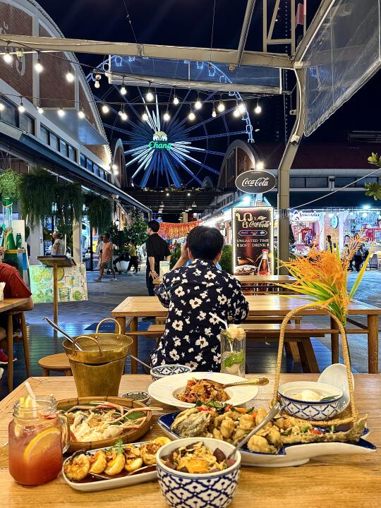 🇹🇭来曼谷只干一件事。。。