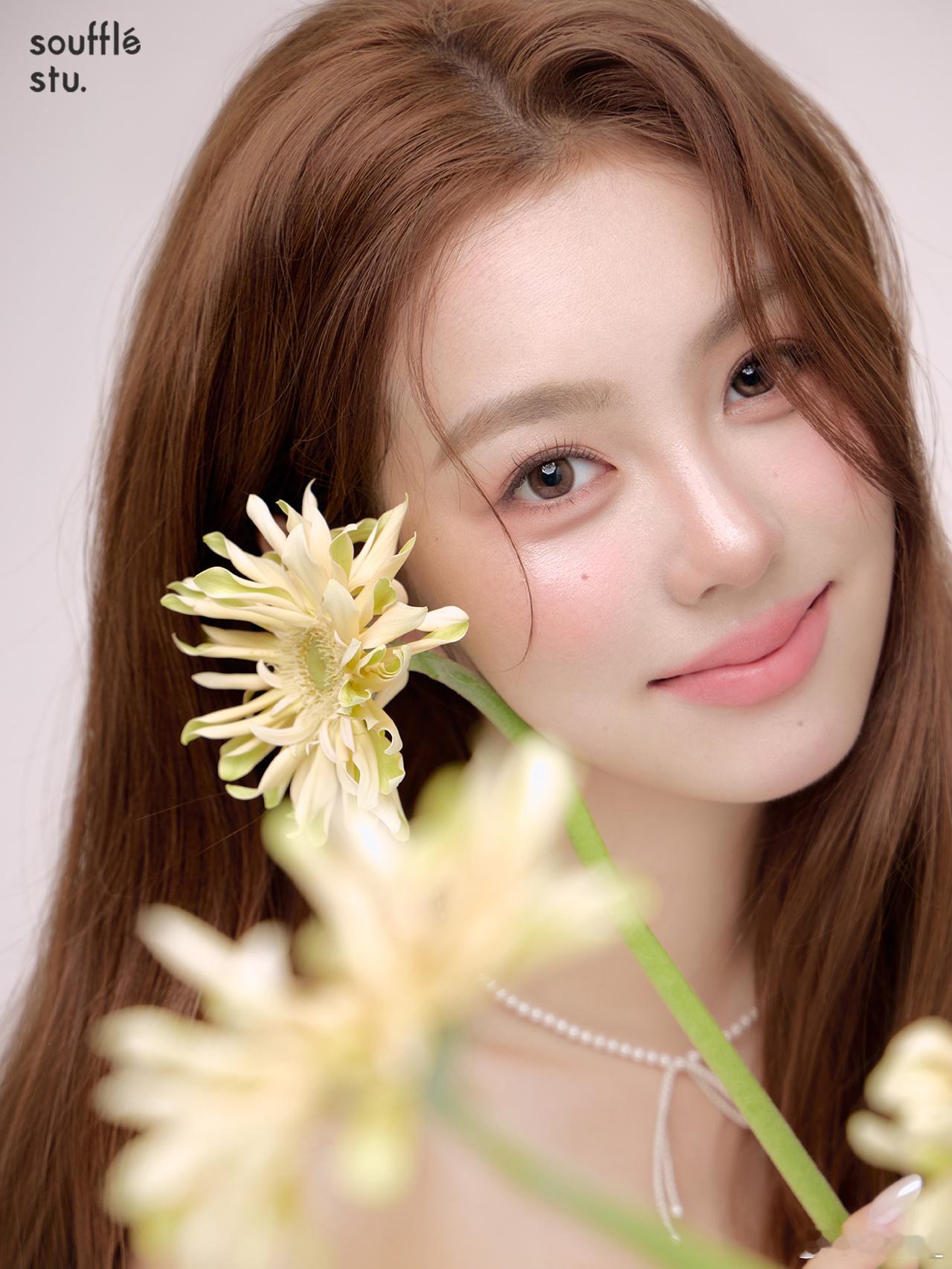 出现一🦐！小雏菊🌼仪仪er[超话]仪起看看 ​​​