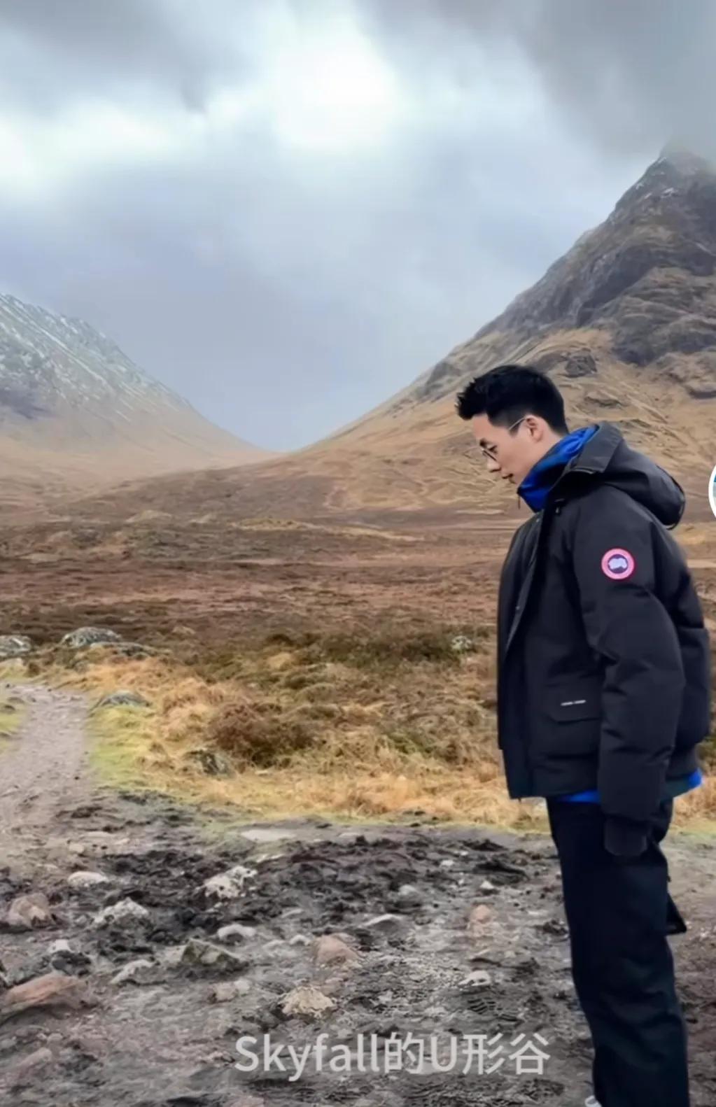 东方甄选主播顿顿还在英国旅游了，现在在苏格兰高地，年前我一直感慨，顿顿你怎么老不