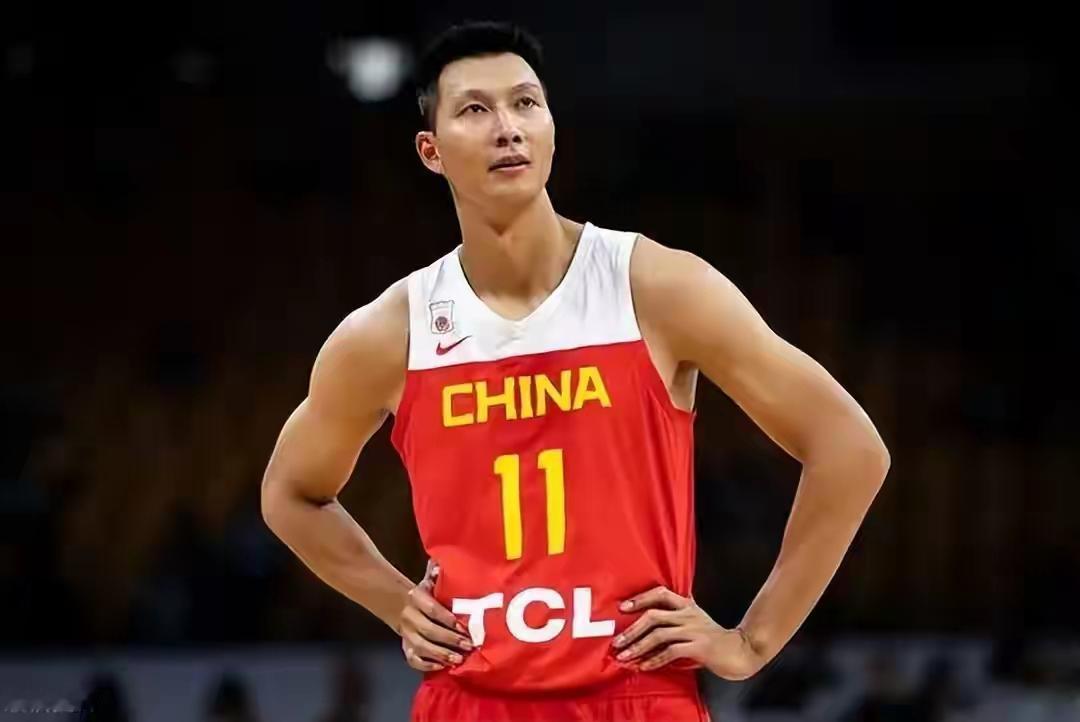 周琦未来会超越易建联吗?易建联所取得的成就除了姚明能比他强，没有第二个人能超过易