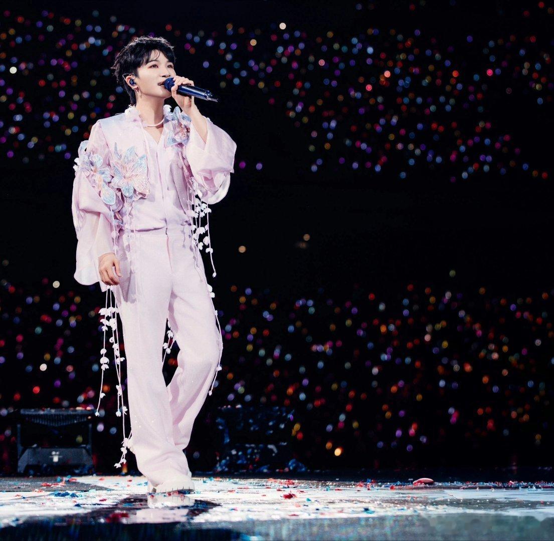 周深连续三年湖南卫视闹元宵元宵喜乐会官宣周深湖南卫视元宵喜乐会周深官宣参加今年的